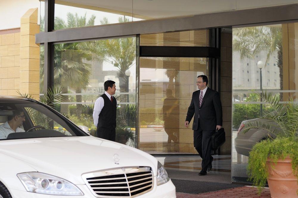 Riyadh Marriott Hotel Buitenkant foto