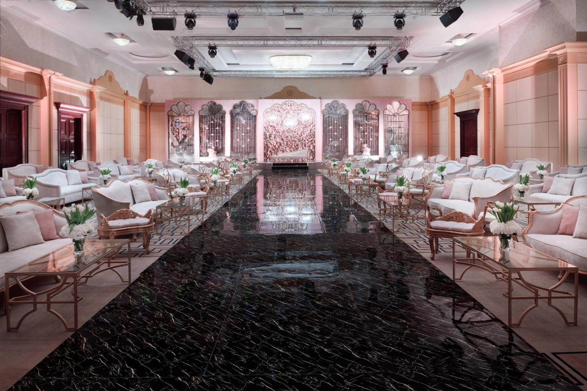 Riyadh Marriott Hotel Buitenkant foto