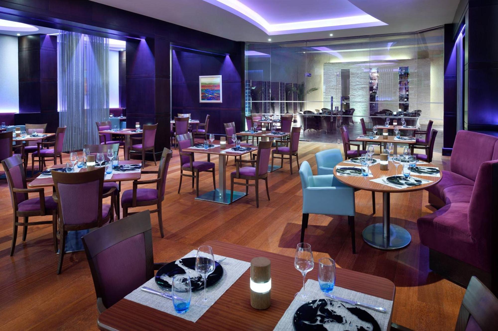 Riyadh Marriott Hotel Buitenkant foto