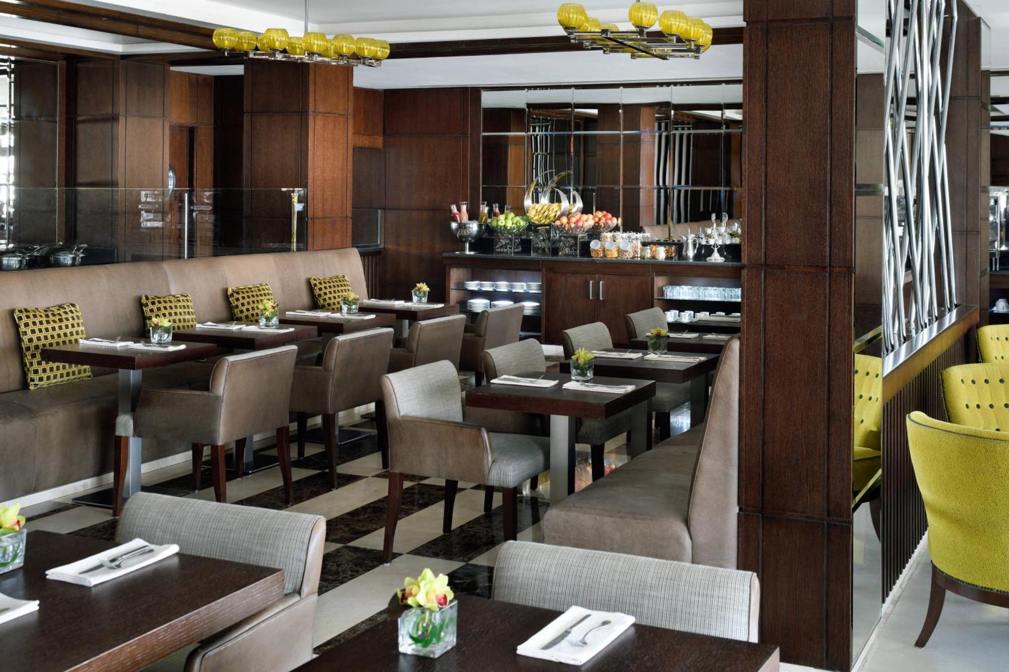 Riyadh Marriott Hotel Buitenkant foto