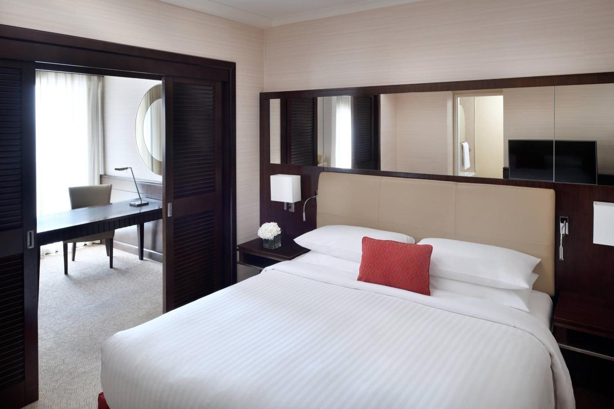 Riyadh Marriott Hotel Buitenkant foto