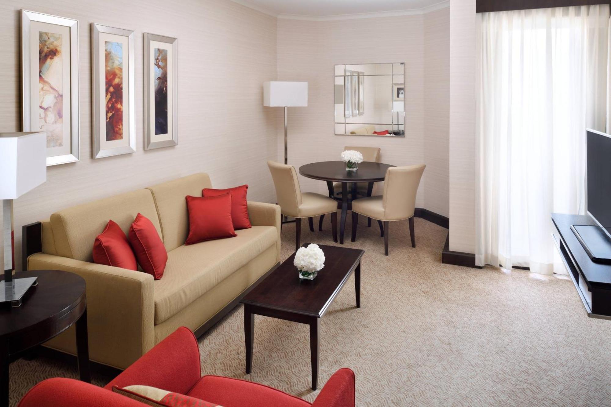 Riyadh Marriott Hotel Buitenkant foto