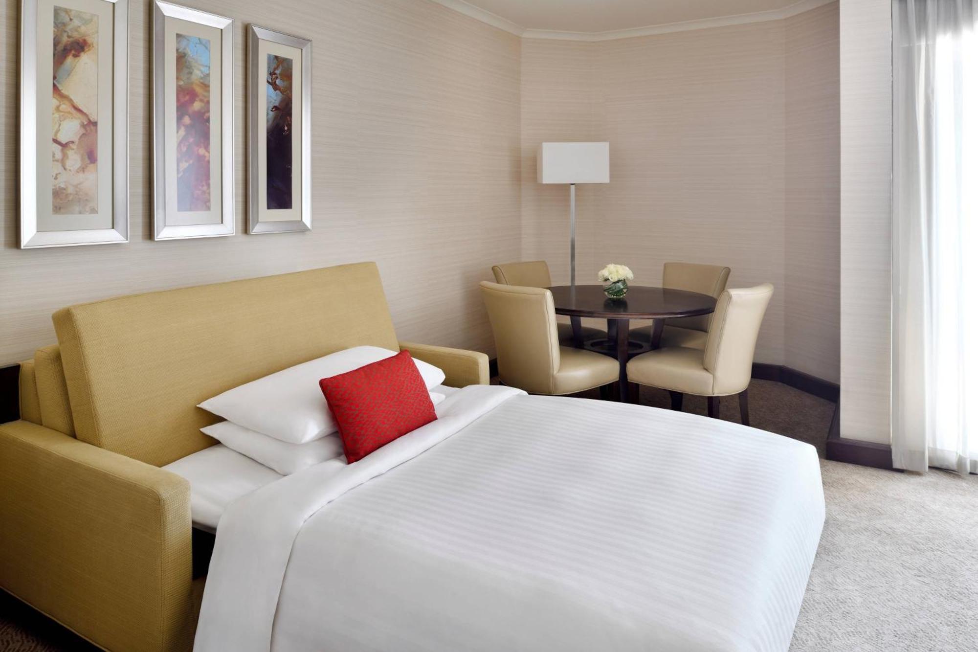 Riyadh Marriott Hotel Buitenkant foto